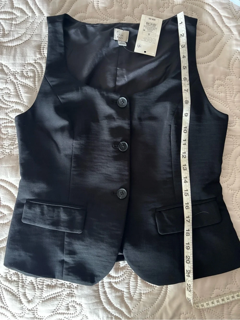 a new day Black Button-Front Sleeveless Vest